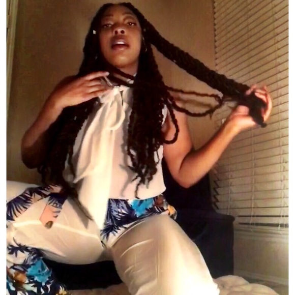 🌺FlowerChild Two Piece Pants Set🌺 - Picture 4 of 5